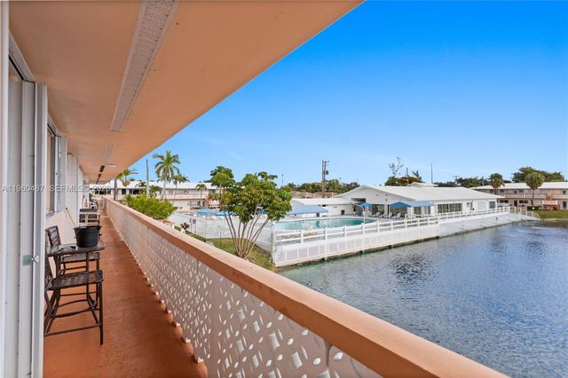 815 SW 11th Ave 18G, Hallandale Beach, FL 33009