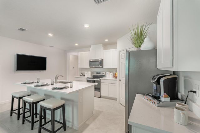 621 NW Prima Vista Boulevard, Port St Lucie, FL 34983