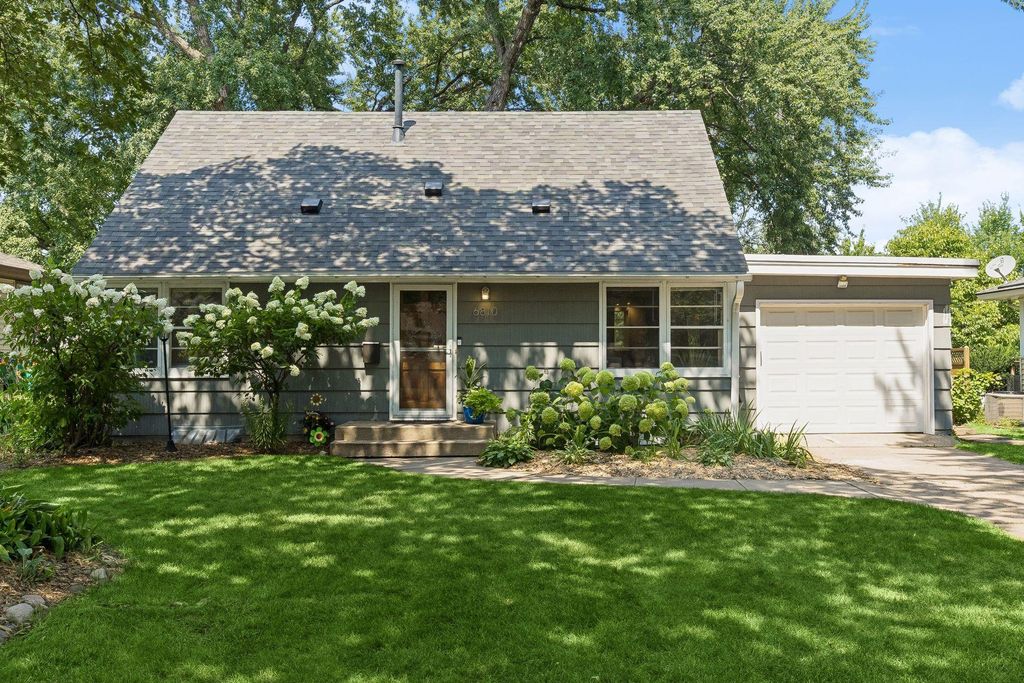 6810 W 24th Street, Saint Louis Park, MN 55426 — exterior