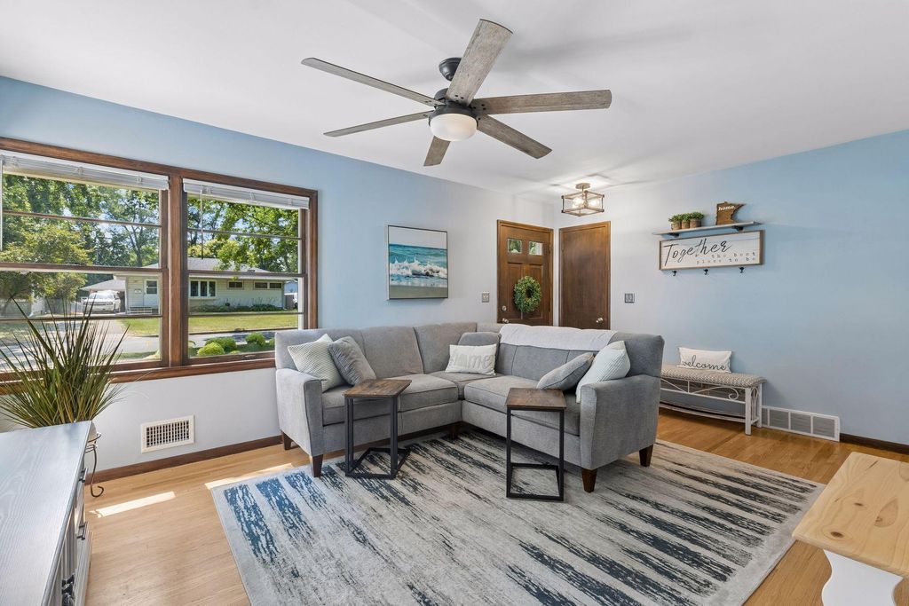 6810 W 24th Street, Saint Louis Park, MN 55426 — photo 4