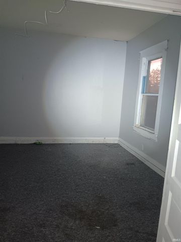 317 W Alton Street, Bicknell, IN 47512