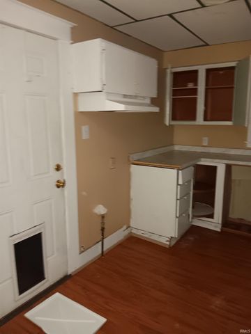 317 W Alton Street, Bicknell, IN 47512