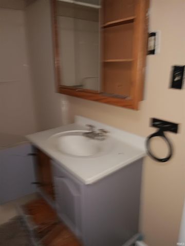 317 W Alton Street, Bicknell, IN 47512