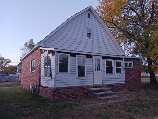 317 W Alton Street, Bicknell, IN 47512