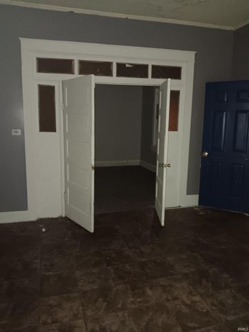 317 W Alton Street, Bicknell, IN 47512