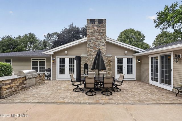 7 Darien Court, Colts Neck, NJ 07722