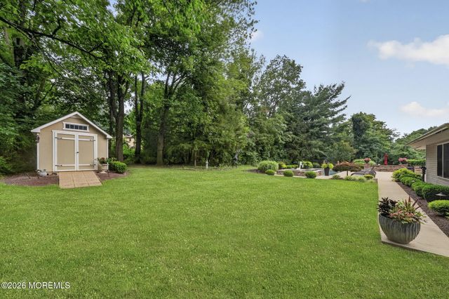 7 Darien Court, Colts Neck, NJ 07722