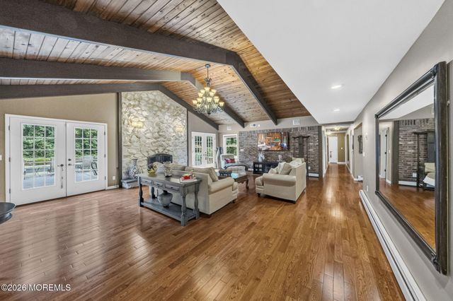 7 Darien Court, Colts Neck, NJ 07722