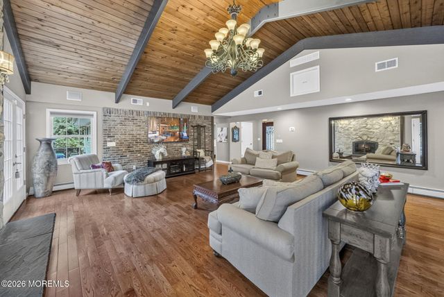 7 Darien Court, Colts Neck, NJ 07722