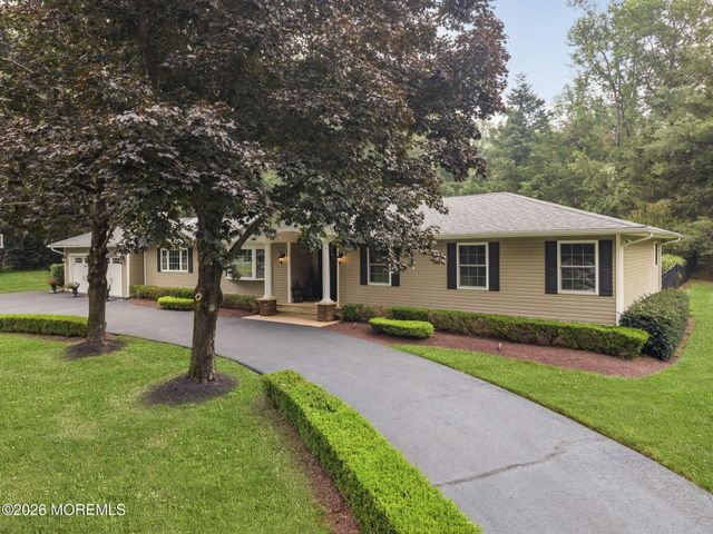 7 Darien Court, Colts Neck, NJ 07722