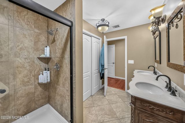 7 Darien Court, Colts Neck, NJ 07722