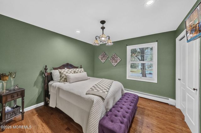 7 Darien Court, Colts Neck, NJ 07722