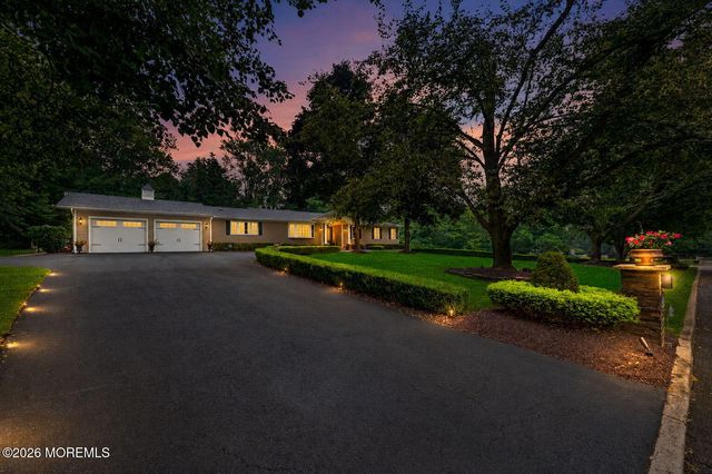 7 Darien Court, Colts Neck, NJ 07722