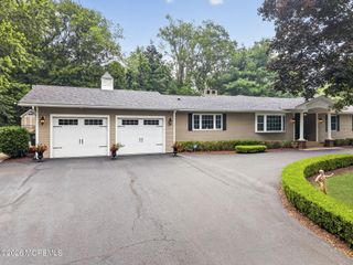 7 Darien Court, Colts Neck, NJ 07722