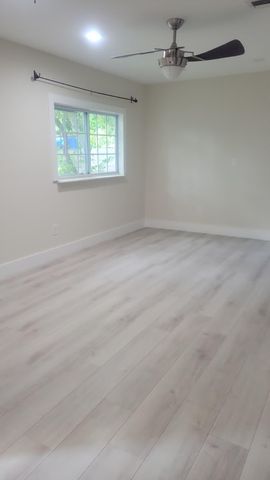 5337 NW 5th Street, Delray Beach, FL 33445