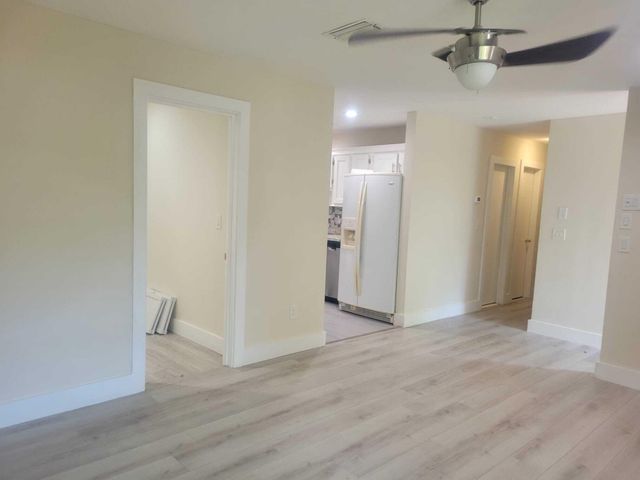 5337 NW 5th Street, Delray Beach, FL 33445