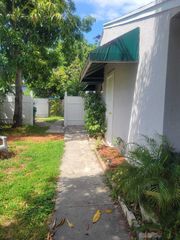 5337 NW 5th Street, Delray Beach, FL 33445