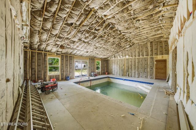212 Caton Rd, Sevierville, TN 37862