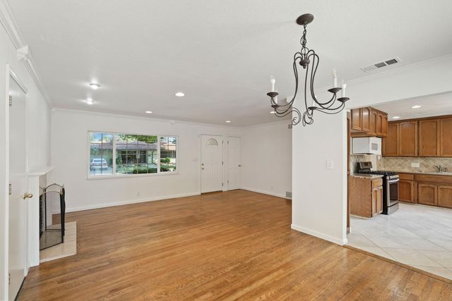 21 W Mayfair Ave, Stockton, CA 95207