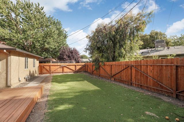 21 W Mayfair Ave, Stockton, CA 95207
