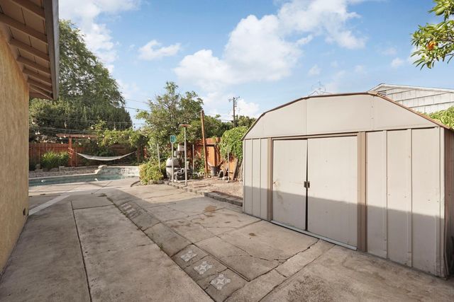 21 W Mayfair Ave, Stockton, CA 95207