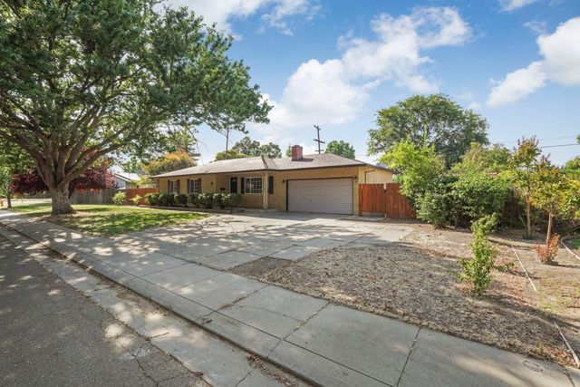 21 W Mayfair Ave, Stockton, CA 95207