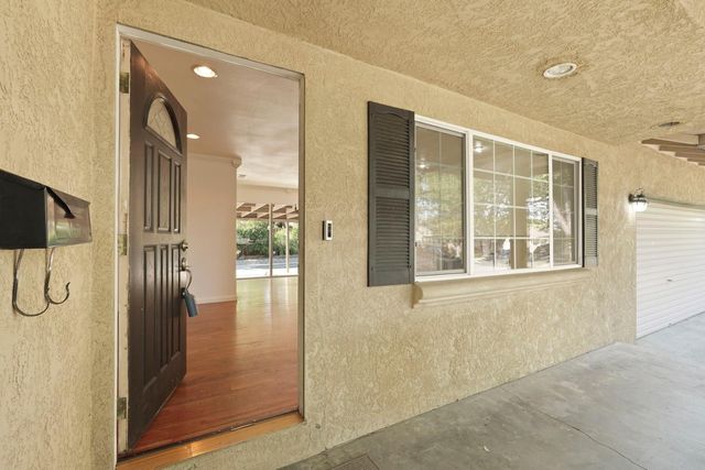 21 W Mayfair Ave, Stockton, CA 95207