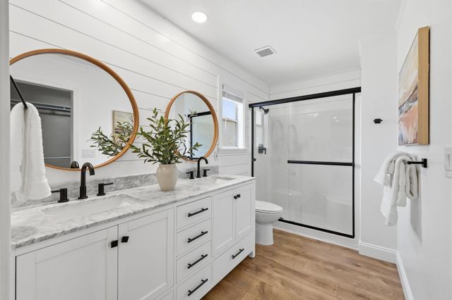 2271 Penryn Rd, Penryn, CA 95663