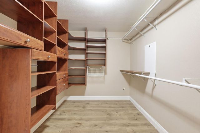 2271 Penryn Rd, Penryn, CA 95663