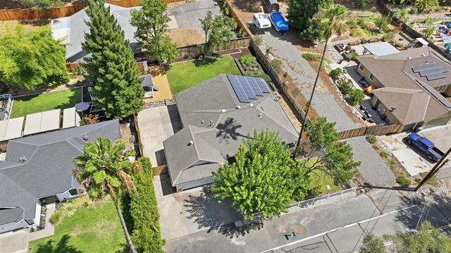 2271 Penryn Rd, Penryn, CA 95663