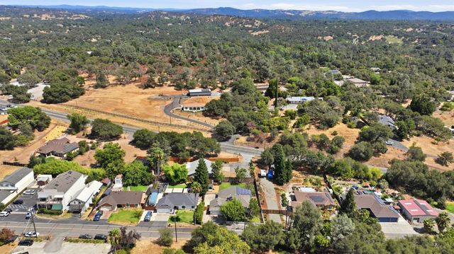 2271 Penryn Rd, Penryn, CA 95663