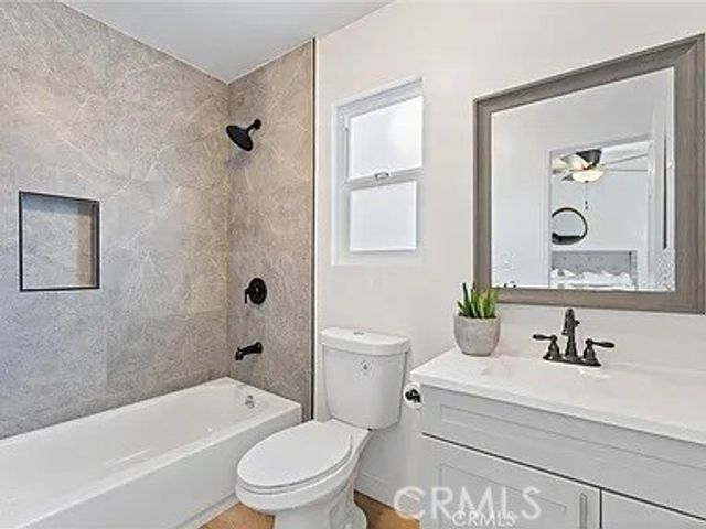 1052 W Palmyra, Orange, CA 92868