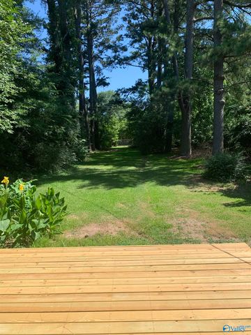 2007 SE College Street, Decatur, AL 35601