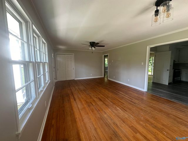 2007 SE College Street, Decatur, AL 35601