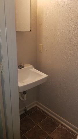 589 Judd Dr, Nashville, TN 37218