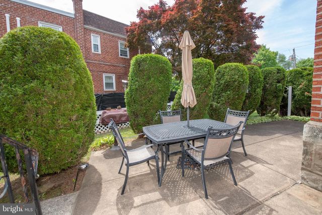 831 MEDWAY RD, Philadelphia, PA 19115