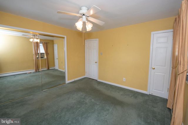 831 MEDWAY RD, Philadelphia, PA 19115