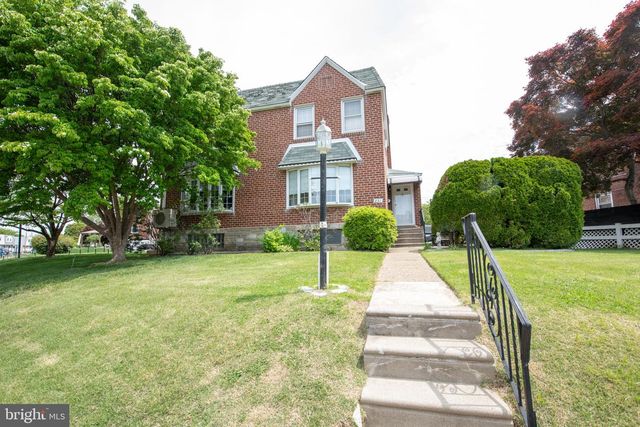831 MEDWAY RD, Philadelphia, PA 19115