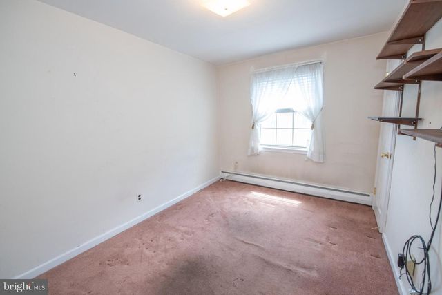 831 MEDWAY RD, Philadelphia, PA 19115