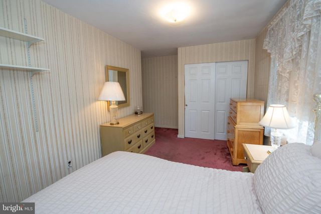 831 MEDWAY RD, Philadelphia, PA 19115