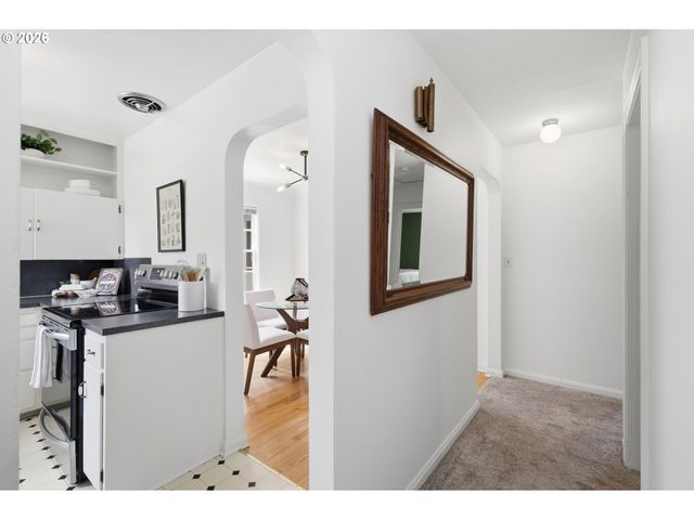2290 SANDY Dr, Eugene, OR 97401