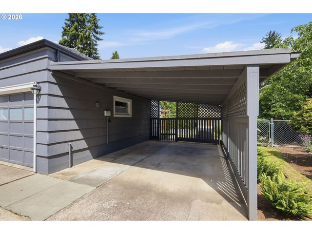 2290 SANDY Dr, Eugene, OR 97401