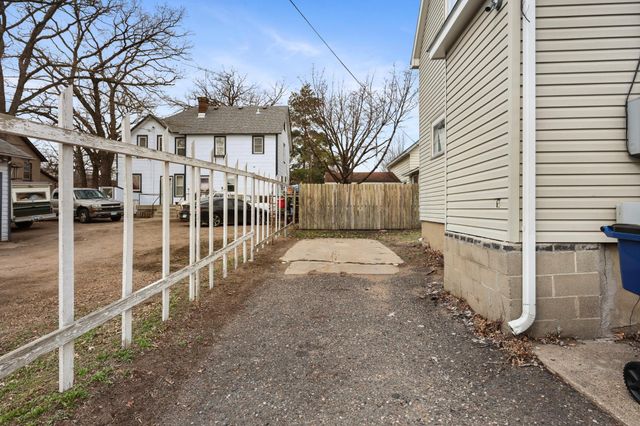 714 9th Street S, Saint Cloud, MN 56301