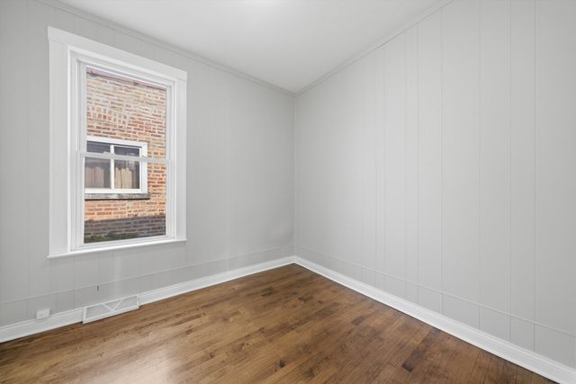 1424 S 57th Avenue, Cicero, IL 60804