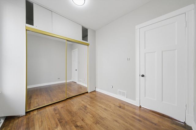 1424 S 57th Avenue, Cicero, IL 60804