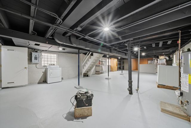 1424 S 57th Avenue, Cicero, IL 60804