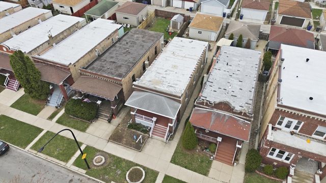 1424 S 57th Avenue, Cicero, IL 60804