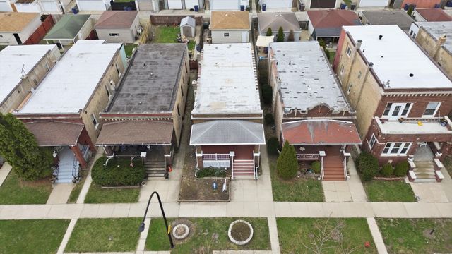 1424 S 57th Avenue, Cicero, IL 60804