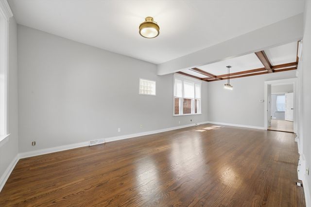 1424 S 57th Avenue, Cicero, IL 60804