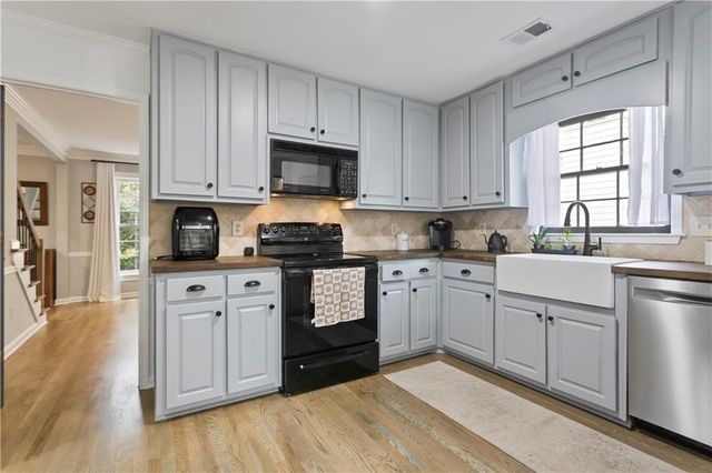 1510 Wood Thrush Way, Marietta, GA 30062